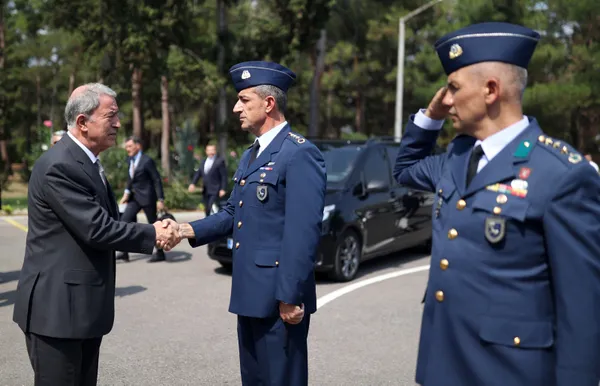 Milli Savunma Bakanı Hulusi Akar'dan, 9. Ana Jet Üs Komutanlığına ziyaret - 3