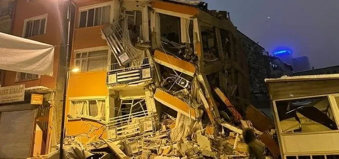 AK Parti yaptırdığı binalarda hasar olan Şahin Avşaroğlu’nun görevine son verdi