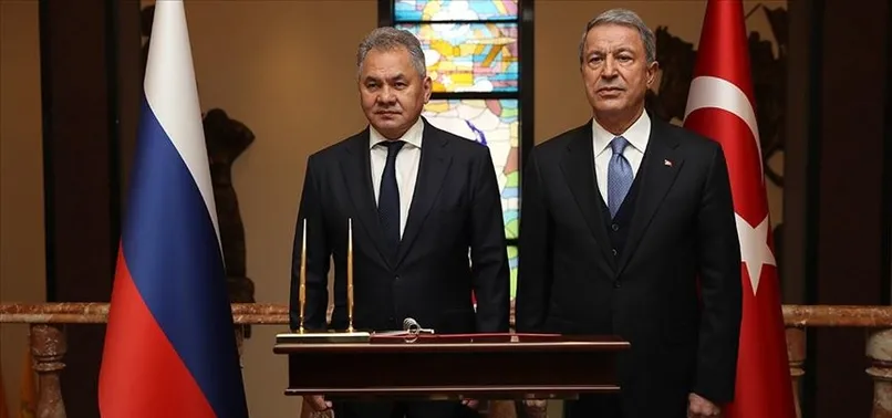 Son dakika: Milli Savunma Bakanı Hulusi Akar, Rusya Savunma Bakanı Şoygu ile telefonda görüştü