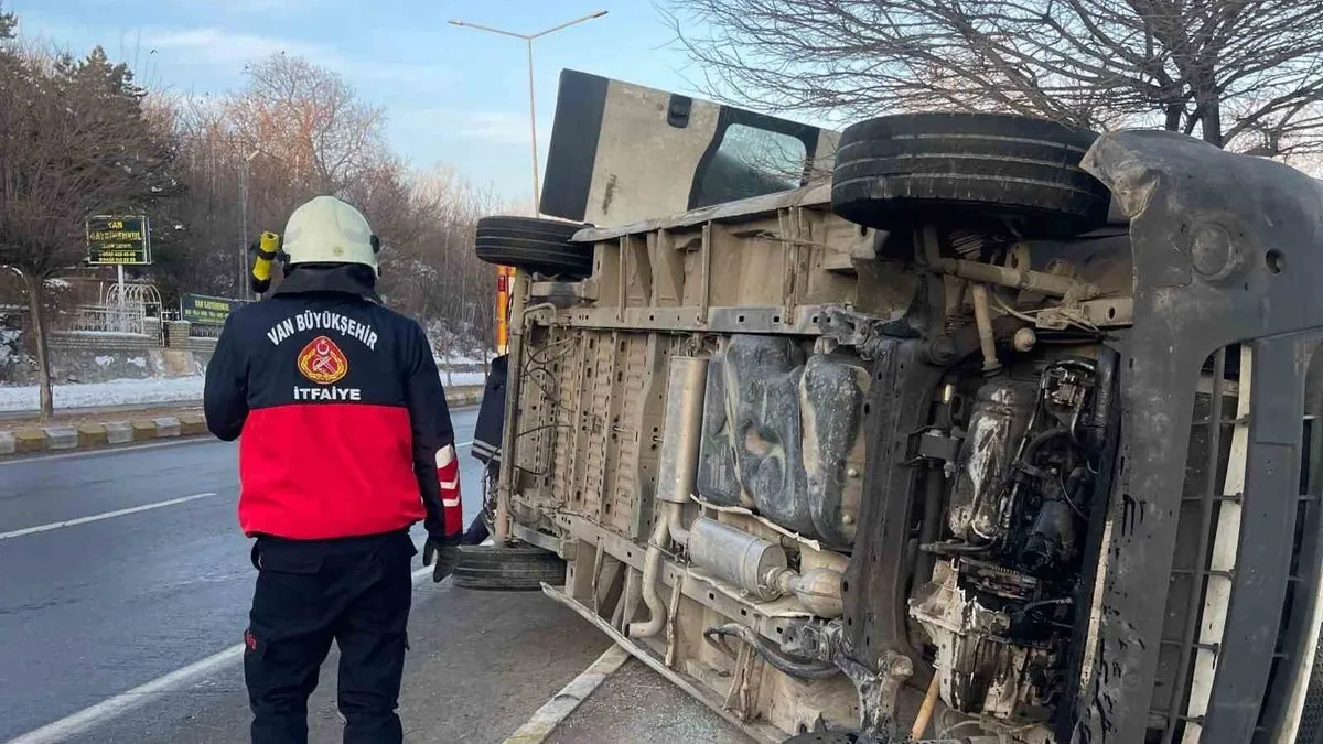 Van'da trafik kazası: 2 yaralı