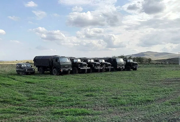 son-dakika-rus-baris-gucu-karabagdan-ne-zaman-cekilecek-erivanda-kritik-toplanti-1696584104893.jpg Son dakika: Rus Barış Gücü Karabağ'dan ne zaman çekilecek? Erivan'da kritik toplantı - 6