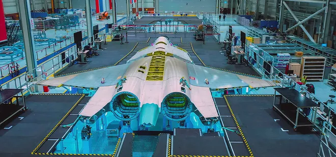 Milli Muharip Uçak son montaj hattına girdi! Hayran bırakan görüntüler