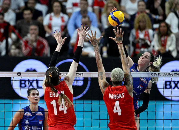 Hem filenin hem de Avrupa’nın sultanları! Kızlarımız tarih yazdı! Altın madalya bizim...