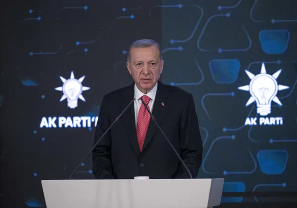 Son dakika: Başkan Erdoğan'dan AK Parti Mobil Uygulama Tanıtım Toplantısı'nda önemli açıklamalar! 6'lı masaya sert tepki - 5