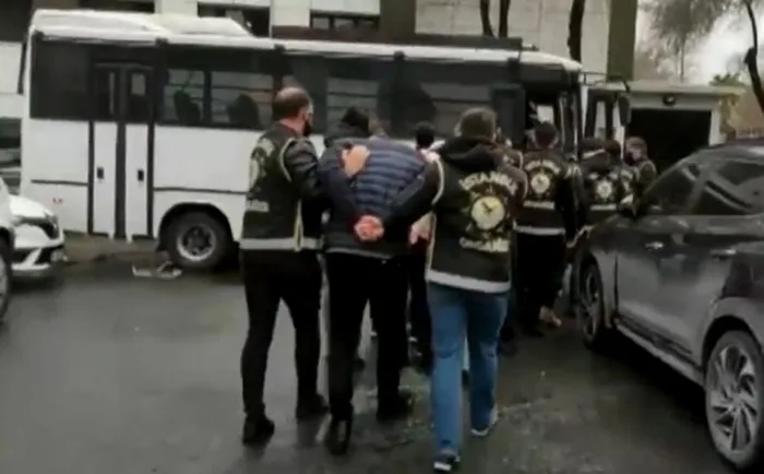Son dakika: Bakırköy'deki silahlı çatışmanın ayrıntıları belli oldu: Sarallar'ın 9 üyesi gözaltına alındı - 2