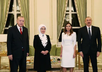 İlham Aliyev'den Başkan Erdoğan onuruna resmi aile yemeği