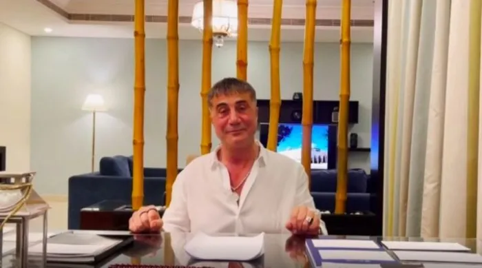 Oynanan kirli oyunun perde arkasını A Haber’de anlattı: Sedat Peker’in sahneye çıkması tesadüf değil!