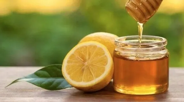 Canan Karatay mucizevi karışımı açıkladı! 1 kaşığı bile ağız kokusunu yok ediyor! Sahurda bunu yaparsanız...