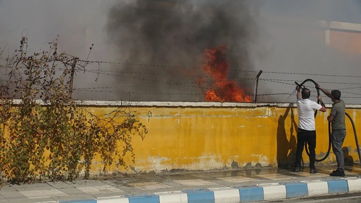 Kilis'te korkutan fabrika yangını! Alevler kontrol altına alındı
