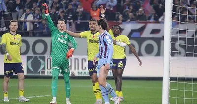 Akyazı'da gol düellosu! Batsman düğümü çözdü | Dev derbide 3 puan Fenerbahçe'nin