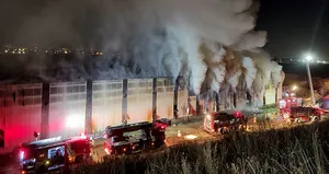 Tuzla’da geri dönüşüm tesisinde yangın