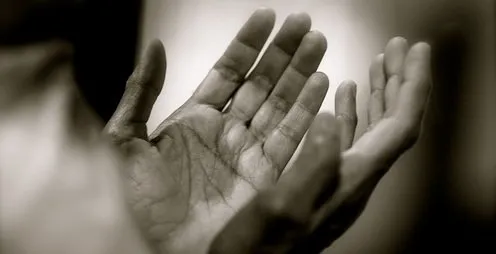 Mevlid Kandili’nde okunacak dualar! Mevlid Mevlit Kandili duası Türkçe-Arapça!