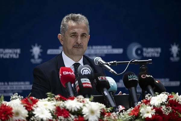 ankarayi-sele-mahkum-eden-mansur-yavasa-ak-partiden-sert-tepki-sorumlulugu-yikmaya-calisiyor-1686571331506.jpeg Ankara'yı sele mahkum eden Mansur Yavaş'a AK Parti'den sert tepki: Sorumluluğu yıkmaya çalışıyor - 1