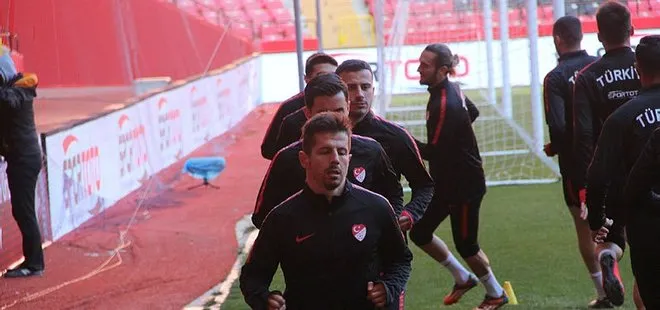 SON DAKİKA! Türkiye - Moldova maçı öncesi Emre Belözoğlu şoku!