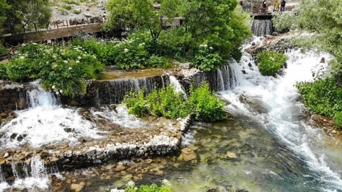 Tunceli'deki Munzur Gözeleri'nde piknik ve kamp faaliyetleri yasaklandı
