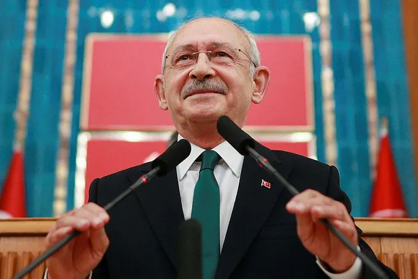 6’lı masada bilinmeyen ’’Davutoğlu’’ krizi: Talebi ortakları birbirine düşürmüş! CHP’li Barış Yarkadaş aylar sonra açıkladı