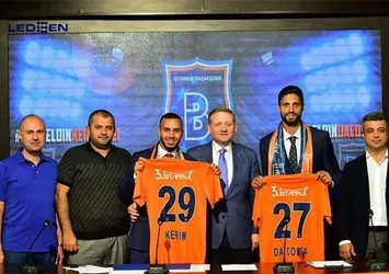 Medipol Başakşehir'de çifte imza