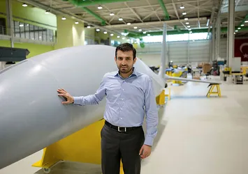Selçuk Bayraktar'dan anlamlı paylaşım: Türk İHA'sı Yunan sınırında