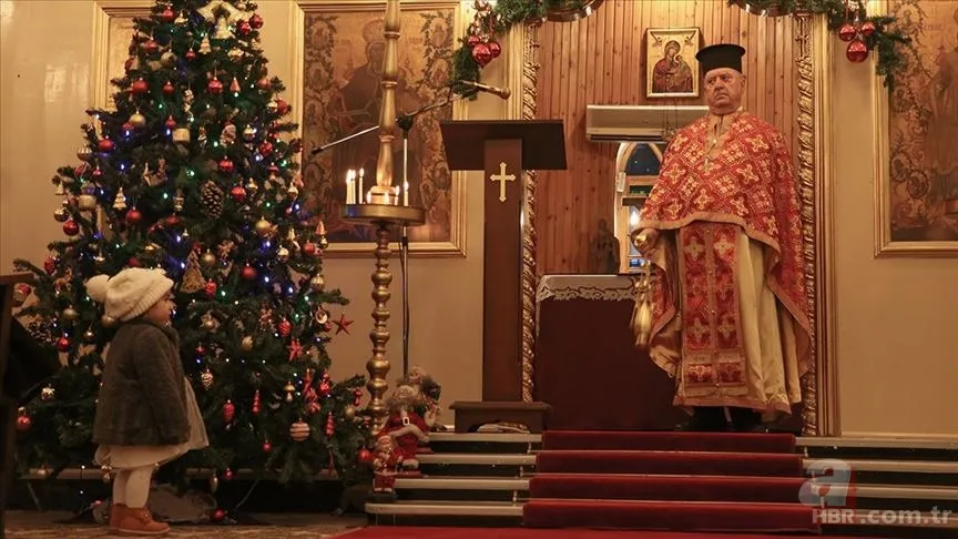 Yılbaşı kutlamak günah mı? Neden günah? Çam ağacı süslemek caiz mi? Diyanet, İslam Alimleri ne diyor? 10