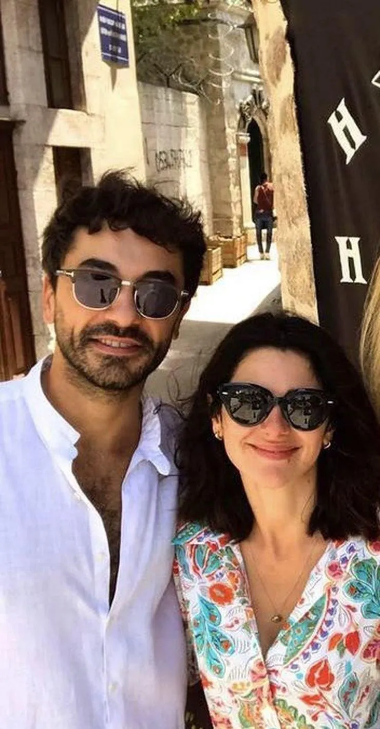 Kalp Yarasi Nin Ferit I Gokhan Alkan Ve Nesrin Cavadzade Herkesi Sasirtti Meger Aralarinda