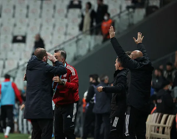 besiktas-2-sivasspor-1-mac-sonucu-kara-kartal-guven-yalcinin-golleriyle-kazandi-1633198028314.jpg Beşiktaş: 2 - Sivasspor: 1 MAÇ SONUCU | Kara Kartal Güven Yalçın'ın golleriyle kazandı - 2