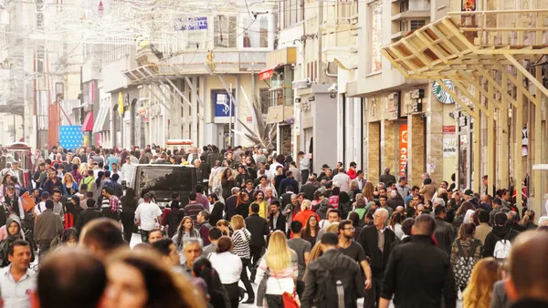 Türkiye'nin yeni nüfusu açıklandı! Hanehalkının 60'ı kendi evinde oturuyor! En popüler isimler Yusuf ve Zeynep oldu - 3