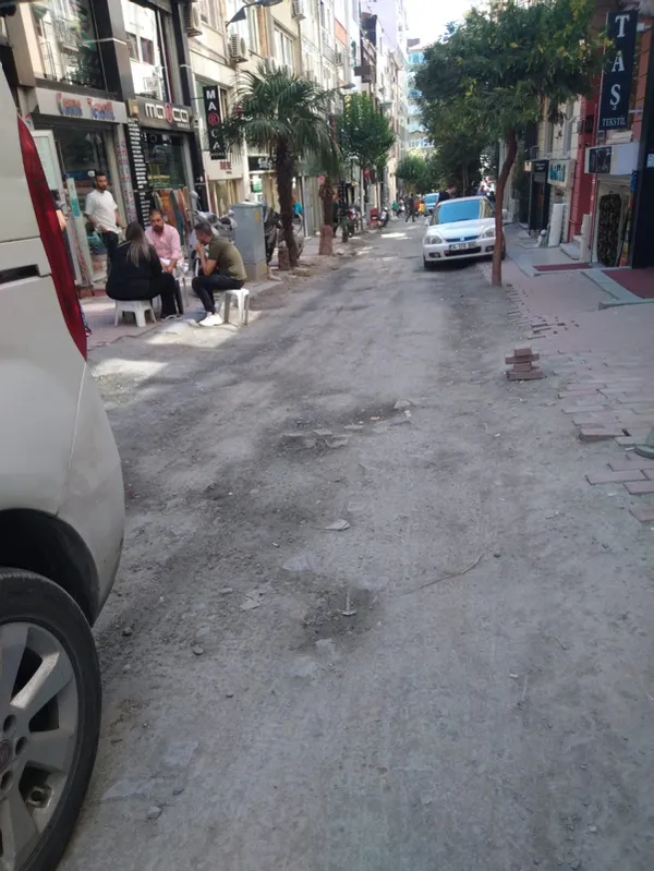 İstanbul’dan İSKİ manzaraları! Şişli’deki kazı çalışması vatandaşları isyan ettirdi! Güngören’de bir ailenin evini su bastı