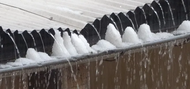 Elazığ’da sağanak ve dolu etkili oldu