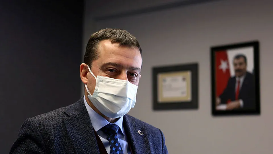 "Çok yüksek risk" grubundaki Trabzon için "cenazelere duayla katılın, taziyeyi telefonda yapın" çağrısı