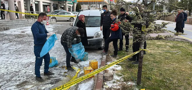 Niğde'de korku dolu anlar: Yere düşen paket patladı! Kargocular hastanelik oldu