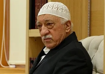 Tam tiyatro: Gülen istedi ABD kuracak