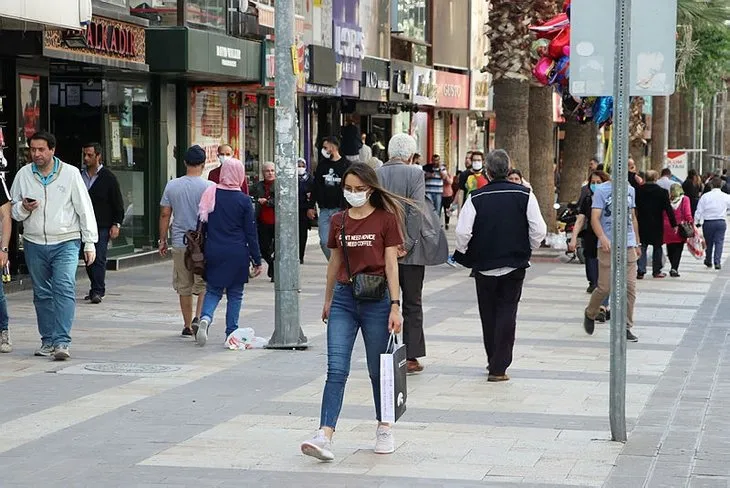 Son dakika: İstanbul’da kafe ve lokantalar açılacak mı? İstanbul’da sokağa çıkma yasağı ne zaman bitecek? Normalleşme...
