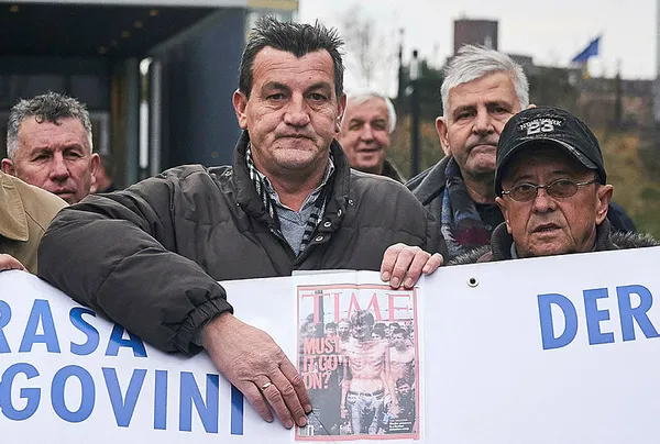 Bosna Kasabı yargılanırken tarihi an - 1