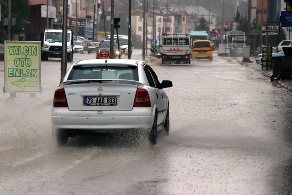 13-agustos-istanbul-izmir-antalya-ankara-hava-durumu-o-illerde-yasayanlar-dikkat-sel-su-baskini-uyarisi-geldi-1628826805687.jpg Son dakika: 13 Ağustos İstanbul, İzmir, Antalya, Ankara hava durumu! O illerde yaşayanlar dikkat! Sel, su baskını uyarısı geldi - 2