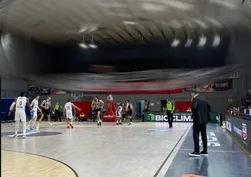 Yunanistan’da skandal provokasyon! Beşiktaş maçında Türk polisine ve kulübe hadsiz saldırı