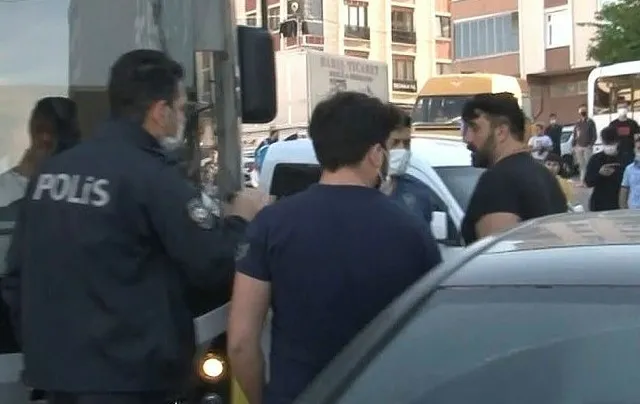 İETT otobüsü araca çarpıp kaçtı! Sahibi kilometrelerce kovalayıp yakaladı - 3