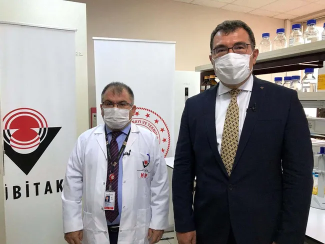 TÜBİTAK Başkanı Mandal: Yerli VLP virüs aşısı yıl sonuna kadar kullanıma açılacak