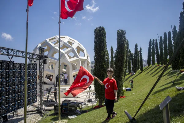 Halk 15 Temmuz Şehitler Anıtı'na akın etti - 3