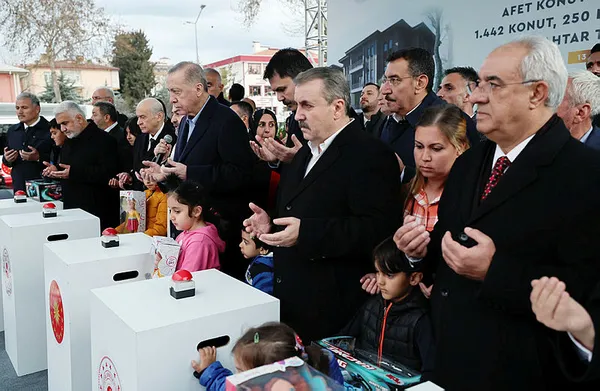 Başkan Erdoğan’dan Malatya’daki Temel Atma Töreni’nde kritik açıklamalar: 14 Mayıs’ta siyasi meftalara sandıkları mezar edin