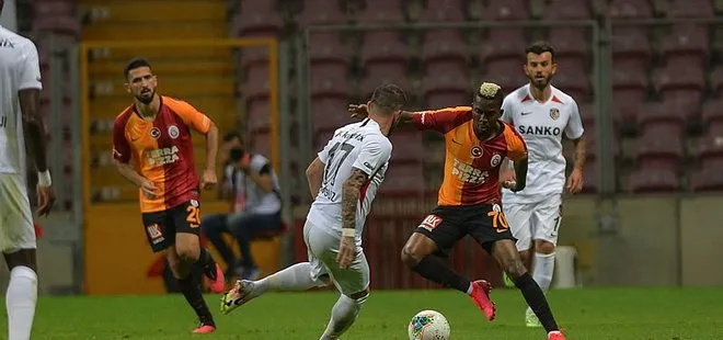 Galatasaray son dakika golüyle yıkıldı