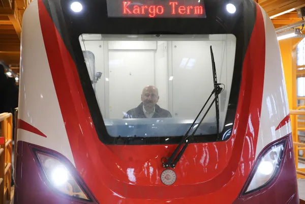 Bakan Karaismailoğlu, Halkalı-İstanbul Havalimanı Metro Hattı Depo Sahası açılışında konuştu! Muhalefete gönderme - 6