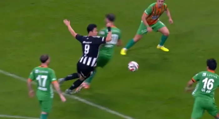 fenerbahcenin-penaltisinda-ne-konusuldu-tff-21-hafta-var-kayitlarini-acikladi-1770750749594.jpeg Fenerbahçe’nin penaltısında ne konuşuldu? TFF 21. hafta VAR kayıtlarını açıkladı - 1