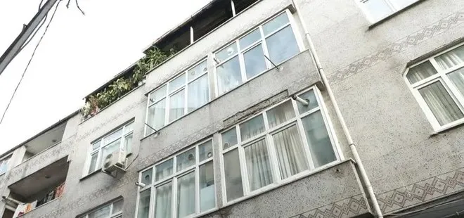 Esenler'deki yangında yere düşen itfaiye eri hayatını kaybetti
