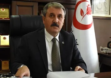 Mustafa Destici: Şehitlerimizin kanı siyasi bölücülerin ellerinde de var