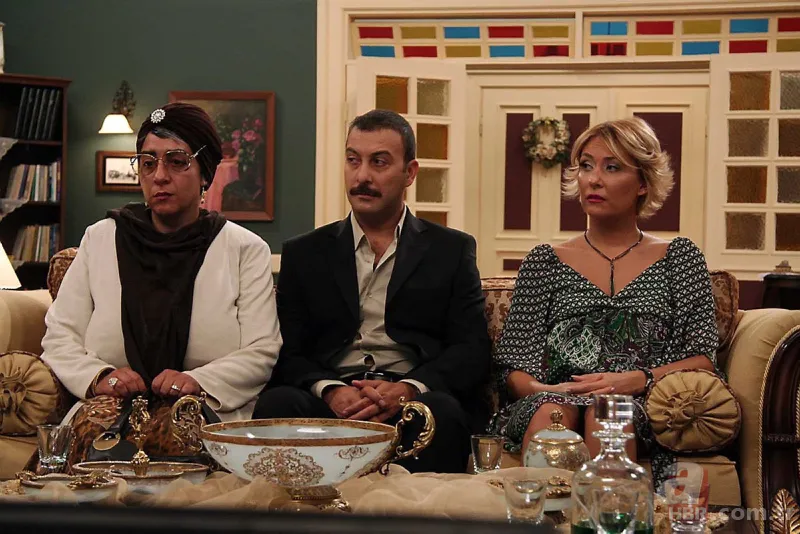 Avrupa Yakası dizisinin Dilber halası Binnur Kaya son haliyle şaşırttı! 2