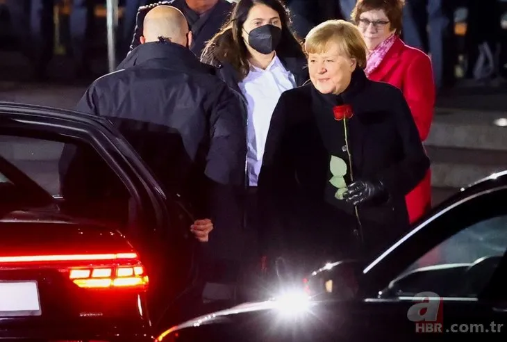 Almanya Başbakanı Angela Merkel için askeri veda töreni! Dikkat çeken anlar....