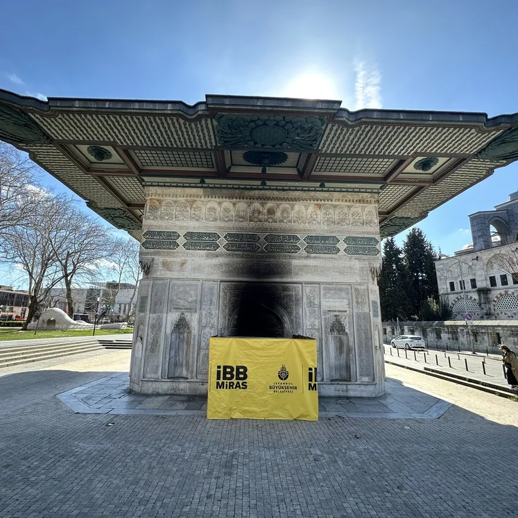 Tarihi emanete ihanet