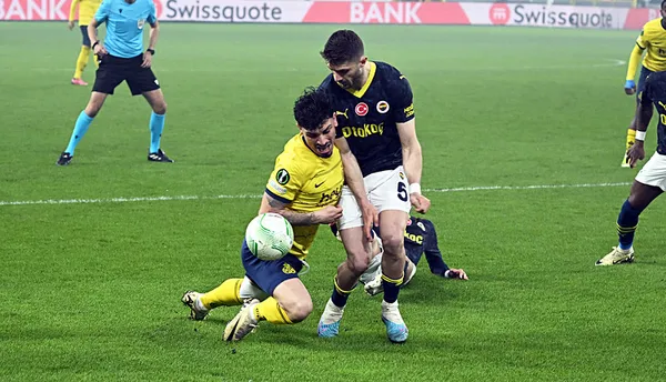 Belçika’da Fener alayı! Avrupa’da güle oynaya avantajı kaptık