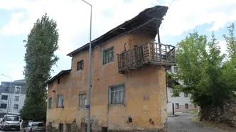 Sivas'ta "aşk gemisi" ilgi odağı oldu! Bu evi görenler Titanik'e benzetiyor