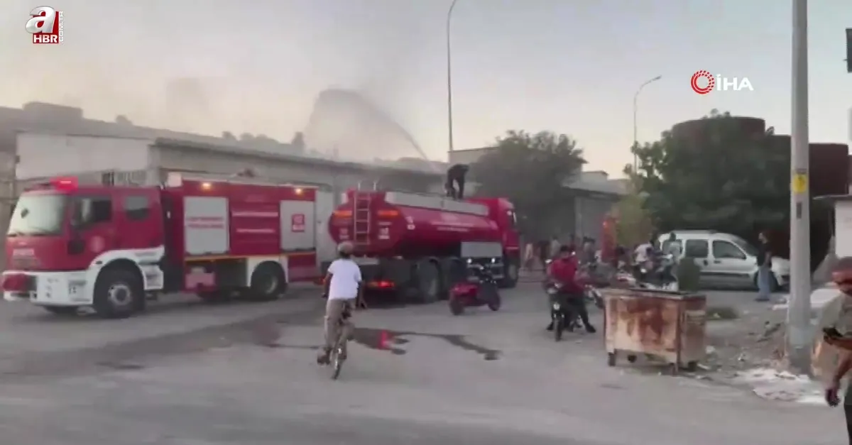 Gaziantep'te mobilya dükkanında yangın